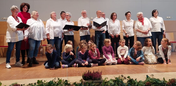 Auch der Gesangsverein "Eintracht" Zaberfeld sorgte mit seinem musikalischem Beitrag für tolle Stimmung.