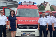 Neues Mehrzweckfahrzeug an Zaberfelder Feuerwehr übergeben